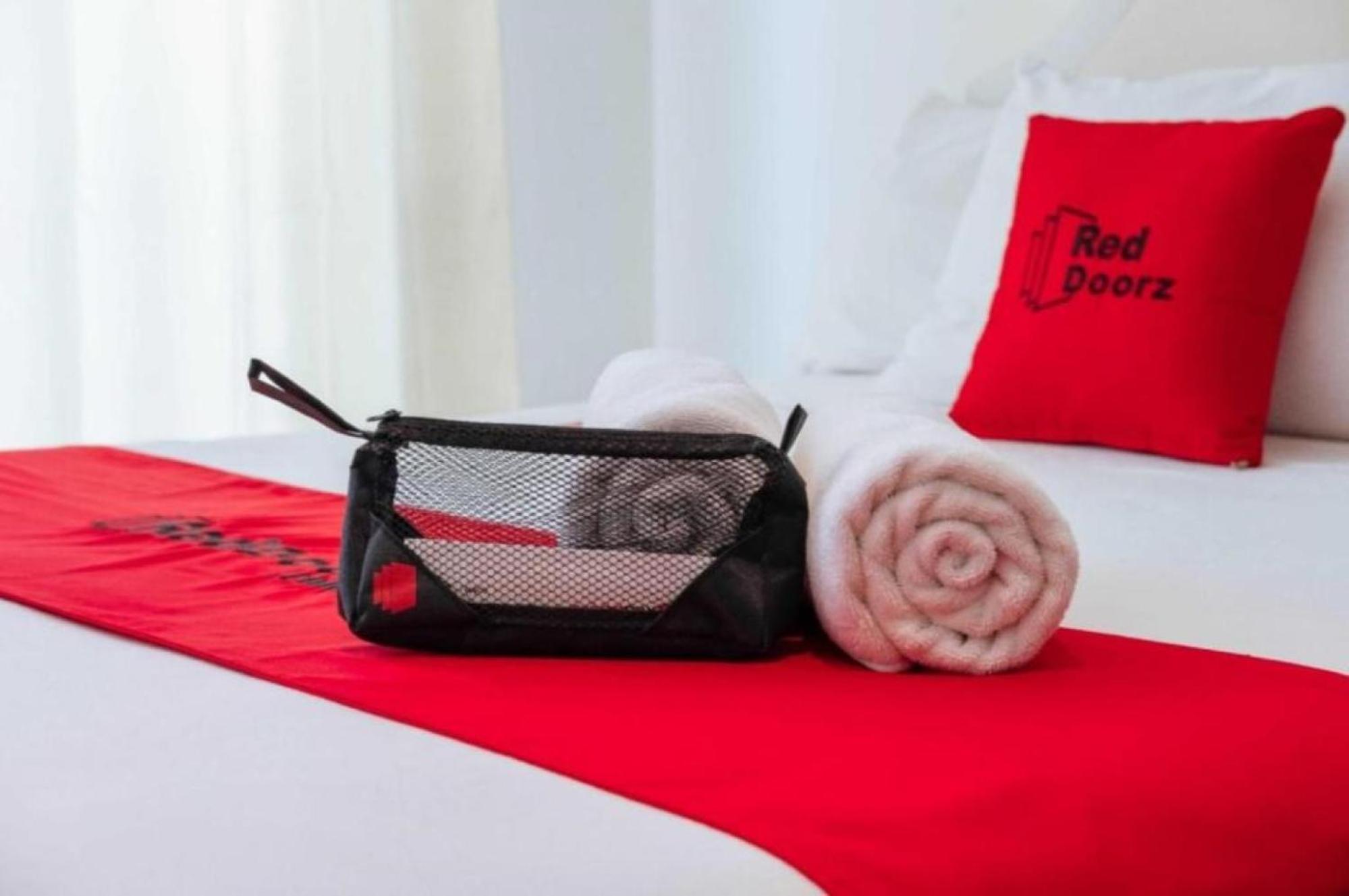 Reddoorz @ Pag Asa Rawis Legaspi Hotel Legazpi Ngoại thất bức ảnh